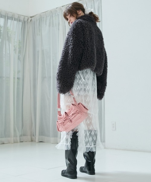 forksy.（フォルクシー）の「【forksy.】プードルファー ジップ配色ハイネックブルゾン（その他アウター・レディース・オリーブ/グレー/オフホワイト/ブルー・FREE）」の8枚目の写真