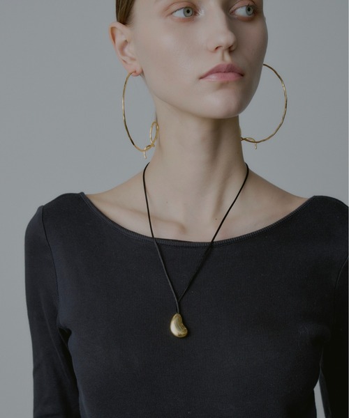 loni（ロニ）の「Nuance Beans Necklace（ネックレス・レディース・ゴールド/シルバー・FREE）」の5枚目の写真