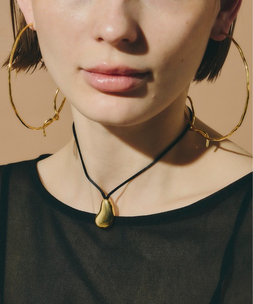 loni（ロニ）の「Nuance Beans Necklace（ネックレス・レディース・ゴールド/シルバー・FREE）」の22枚目の写真