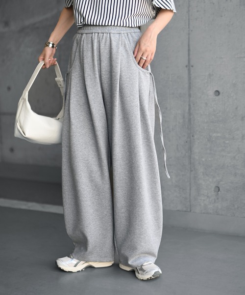 Marient（マリエント）の「シックムードクロスBAG（ショルダーバッグ・レディース・シルバー/オフホワイト/ブラック・FREE）」の12枚目の写真