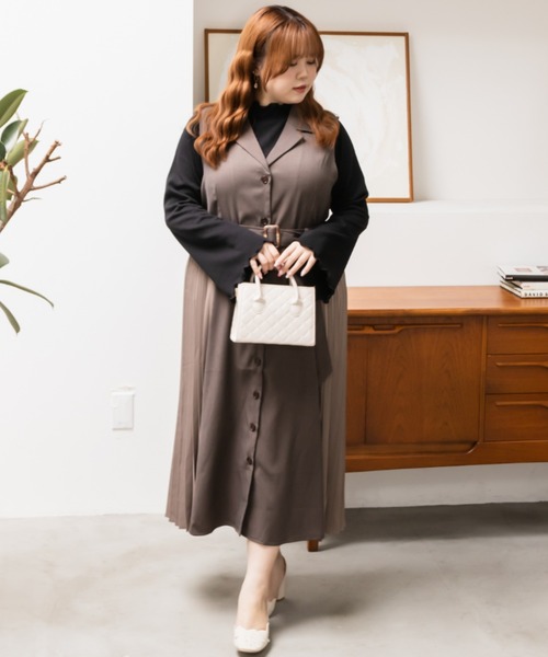 CLETTE(クレット)の「プチハイネックフレアスリーブプルオーバー(Tシャツ/カットソー・レディース・ブラック/アイボリー/オフホワイト・LL/3L/4L)」の10枚目の写真