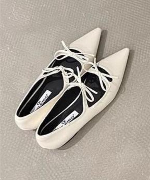 Per sist ence(パーシエンス)の「ダブルリボンパンプス(パンプス・レディース・ホワイト/シルバー/ブラック・MEDIUM/LARGE)」の21枚目の写真