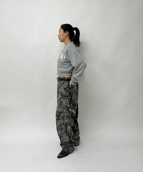 WHO'S WHO gallery（フーズフーギャラリー）の「【KOOKY'N/クーキー】M-65ワイドカーゴパンツ（カーゴパンツ・レディース・チャコールグレー/アイボリー/ブラック/ブラウン・MEDIUM/LARGE/SMALL）」の9枚目の写真