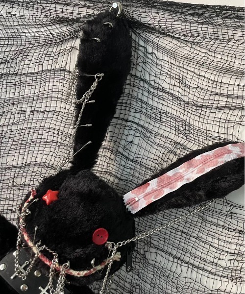 ねじねじ宝珠の入れ物型オルゴナイト❤️うさねこさま❤️専用です NOVESSEL/ノベセル』闇堕ちウサギBAG 【Y】【CN】（ハンドバッグ