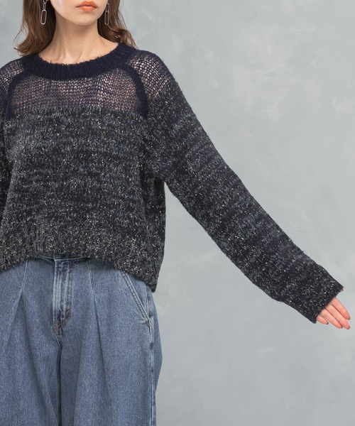 URBAN RESEARCH ROSSO WOMEN(アーバンリサーチ ロッソ)の「『WEB限定』ドッキングラメニット(ニット/セーター・レディース・ピンク/ベージュ/ネイビー・FREE)」の6枚目の写真