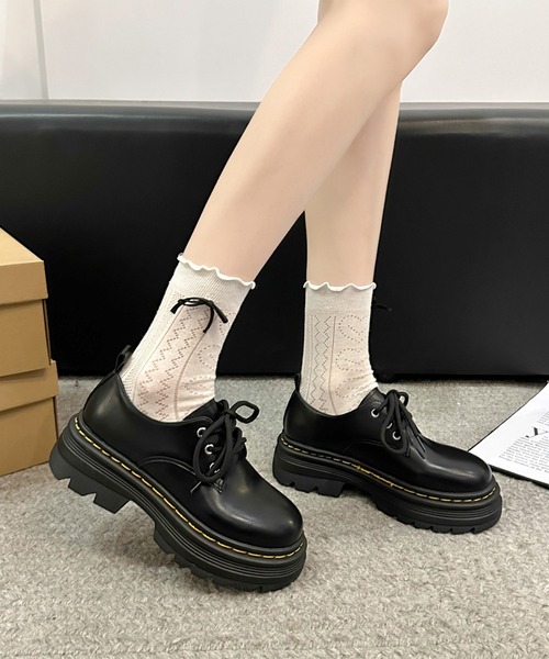 Lace Ladies(レースレディース)の「販売終了 ラウンドトゥ レザー調 厚底 レースアップ シューズ(ローファー・レディース・ブラウン/ブラック・22.5cm/23cm/23.5cm/24cm/24.5cm/25cm)」の10枚目の写真