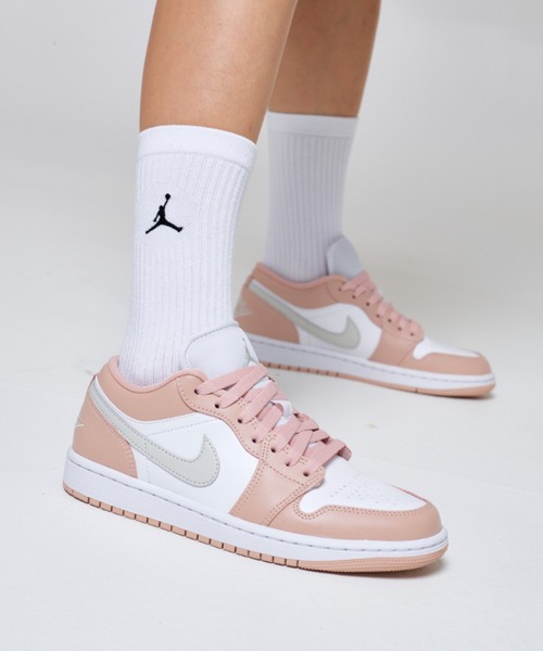 ナイキ　エア ジョーダン 1 LOW ウィメンズシューズ セール】エア ジョーダン 1 LOW ウィメンズシューズ / Air