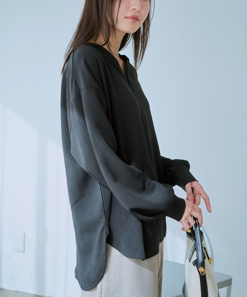 LAVEANGE(ラビアンジェ)の「フロントファスナープルオーバー(シャツ/ブラウス・レディース・ブラック/オフホワイト/ブラウン・4L/3L/LL/M/5L)」の8枚目の写真