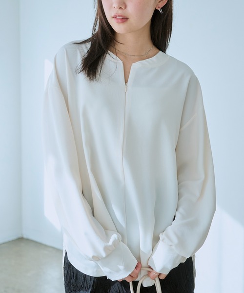 LAVEANGE(ラビアンジェ)の「フロントファスナープルオーバー(シャツ/ブラウス・レディース・ブラック/オフホワイト/ブラウン・4L/3L/LL/M/5L)」の18枚目の写真