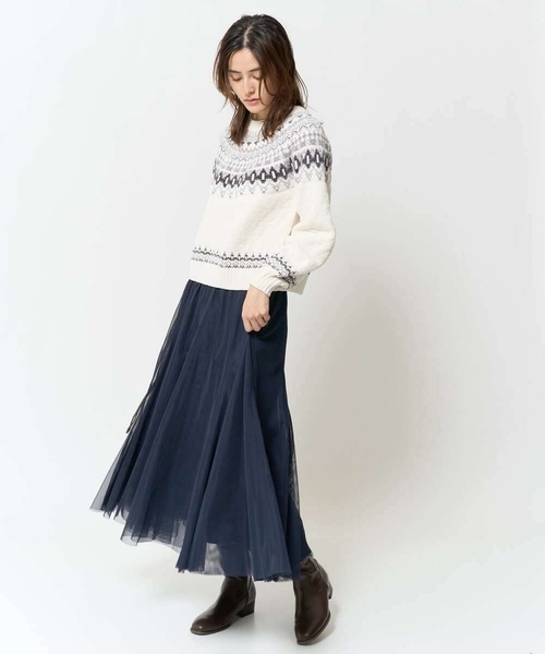 a.v.v（アーヴェヴェ）の「モールヤーン求心柄ニットプルオーバー（ニット/セーター・レディース・アイボリー/グレー・40/36/38）」の16枚目の写真