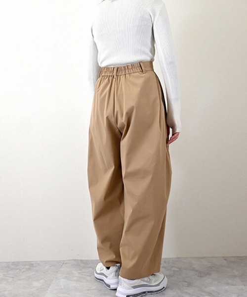 STYLEBLOCK(スタイルブロック)の「ミリタリーツイルサイドタックコクーンパンツ(その他パンツ・レディース・アイボリー/ベージュ/カーキ/ブラック・M)」の8枚目の写真