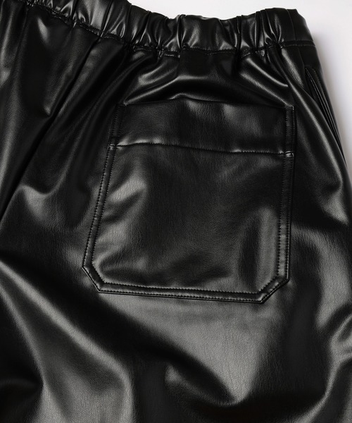 CULLNI（クルニ）の「Faux Leather Nylon Belt Easy Short Pant