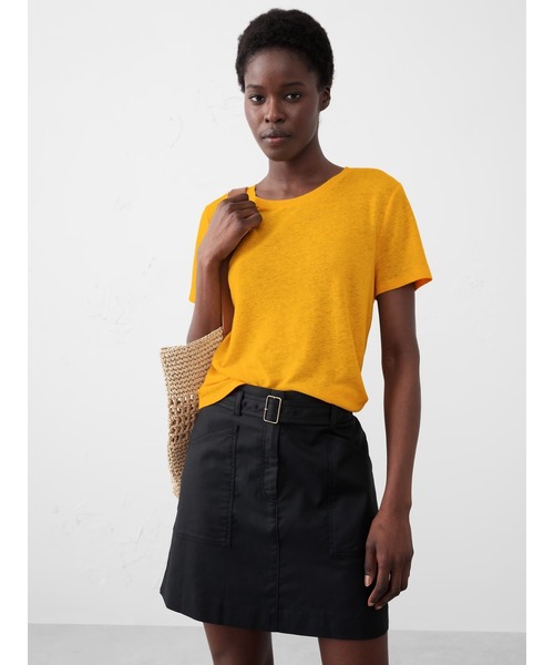 BANANA REPUBLIC FACTORY STORE（バナナリパブリック ファクトリーストア）の「BANANA REPUBLIC FACTORY STORE　　リネンブレンドクルーネック半袖Tシャツ（Tシャツ/カットソー・レディース・イエロー/ライトブルー/ナチュラル/ホワイト/ネイビー/ストライプ/ブラウン・XS/S/M/L）」の6枚目の写真
