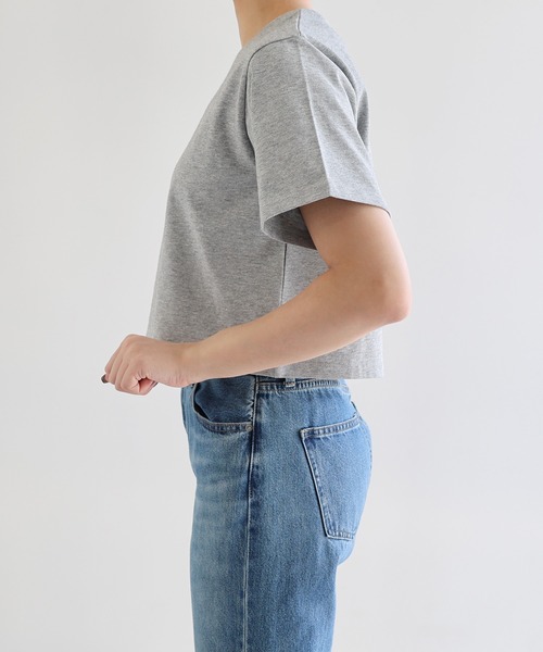 andme(アンドミー)の「【新色追加】汗染み防止半袖ミニTシャツ(Tシャツ/カットソー・レディース・オフホワイト/チャコールグレー/ネイビー/杢グレー/グレイッシュブルー/ブラック/ブラウン/キナリ・L/M)」の16枚目の写真