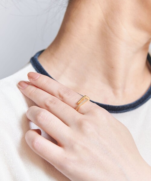 BEAUTY&YOUTH UNITED ARROWS(ビューティーアンドユースユナイテッドアローズ)の「メタル オクタゴン リング(リング・レディース・ゴールド/シルバー・FREE)」の3枚目の写真