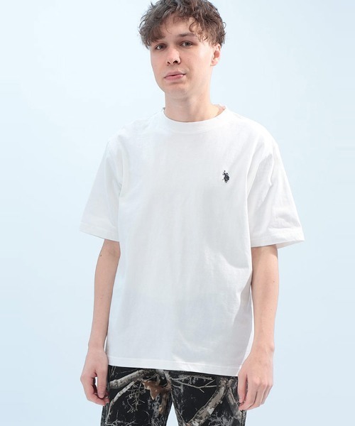U.S. POLO ASSN.(ユーエスポロアッスン)の「U.S. POLO ASSN. ワンポイント クルーネック 半袖 Tシャツ PLM42227(Tシャツ/カットソー・メンズ・グリーン/ホワイト/ブラック/ピンク/ダークブラウン/ネイビー・M/L/LL)」の1枚目の写真