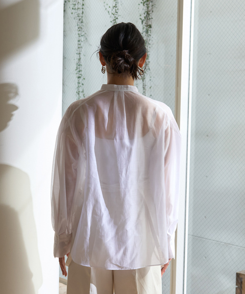 Rouge vif Anna(ルージュヴィフアンナ)の「タックボリューム袖シアーブラウス(シャツ/ブラウス・レディース・サックスブルー/ブラック/ホワイト・フリー)」の15枚目の写真