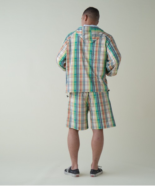 PENDLETON（ペンドルトン）の「アノラック (UNISEX)（ナイロンジャケット・メンズ・ネイビー/グリーン系その他/ベージュ系その他4・MEDIUM/LARGE/SMALL）」の2枚目の写真