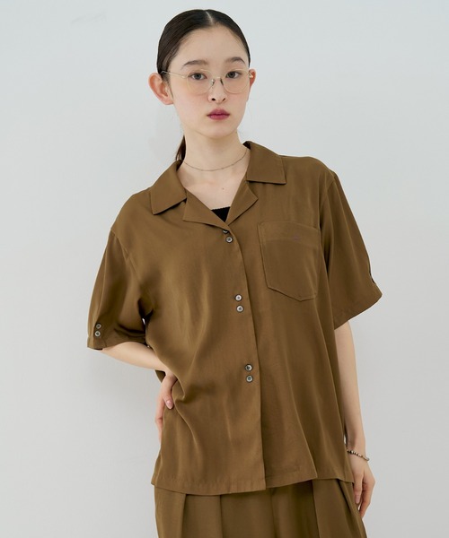 NOMINE（ノミネ）の「【セットアップ着用可】ヴィンテージサテン 開襟 シャツ（シャツ/ブラウス・レディース・チャコールグレー/マスタード/ブラウン/グレイッシュブルー/ブラウン系その他・フリー）」の17枚目の写真