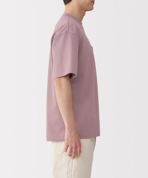 無印良品（ムジルシリョウヒン）の「紳士　涼感ＵＶカットワイド半袖Ｔシャツ（Tシャツ/カットソー・メンズ・ブラック/ホワイト/ライトグレー/ライトブルー/ライトピンク/グレー系/ブラウン系/スモーキーグリーン系/ダークグリーン/バーガンディー・S/M/L/XL）」の21枚目の写真