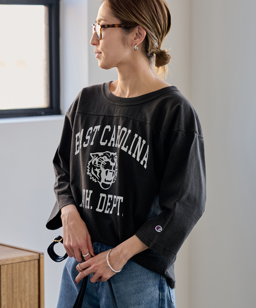 FRAMeWORK（フレームワーク）の「Champion/チャンピオン 別注FOOTBALL T（Tシャツ/カットソー・レディース・スミクロ/アイボリー/ネイビー/レッド・FREE）」の8枚目の写真