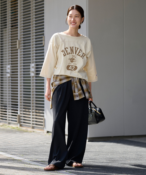 FRAMeWORK（フレームワーク）の「Champion/チャンピオン 別注FOOTBALL T（Tシャツ/カットソー・レディース・スミクロ/アイボリー/ネイビー/レッド・FREE）」の18枚目の写真