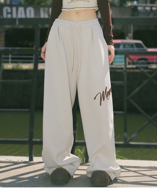 セール】刺しゅうロゴスウェットワイドパンツ（スウェットパンツ