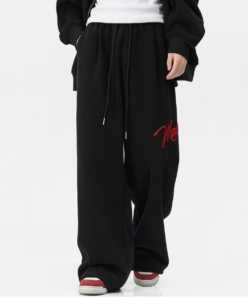 セール】刺しゅうロゴスウェットワイドパンツ（スウェットパンツ