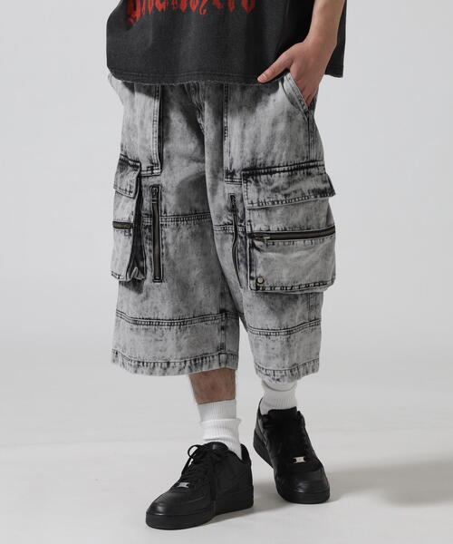 DANKE SCHON（ダンケシェーン）の「DankeSchon/ダンケシェーン/CHEMIBLEACH DENIM CARGO SHORTS（デニムパンツ・メンズ・グレー/ブラック・L/M）」の2枚目の写真