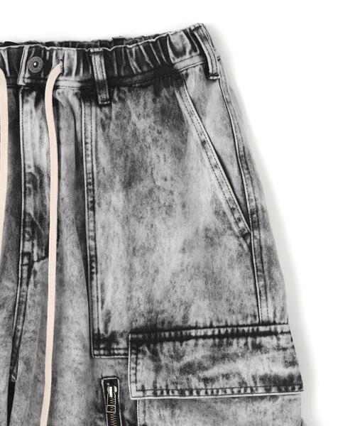 DANKE SCHON（ダンケシェーン）の「DankeSchon/ダンケシェーン/CHEMIBLEACH DENIM CARGO SHORTS（デニムパンツ・メンズ・グレー/ブラック・L/M）」の19枚目の写真