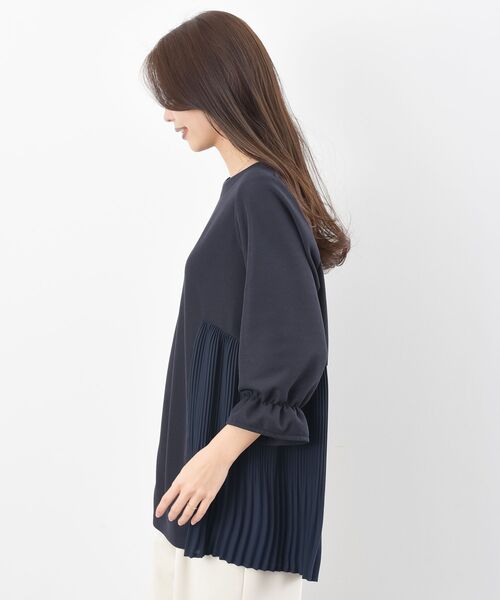 rps(アールピーエス)の「消しプリーツ切替7分袖カットプルオーバー(Tシャツ/カットソー・レディース・ネイビー/ブラック/ライトグレー・フリー)」の10枚目の写真