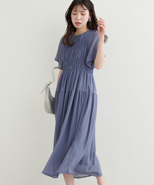 natural couture（ナチュラルクチュール）の「【WEB限定】変形シャーリングフレアスリーブワンピース（ワンピース・レディース・ブルー/ピンク系その他/ピンクベージュ/チャコールグレー/その他1/その他2・FREE）」の11枚目の写真