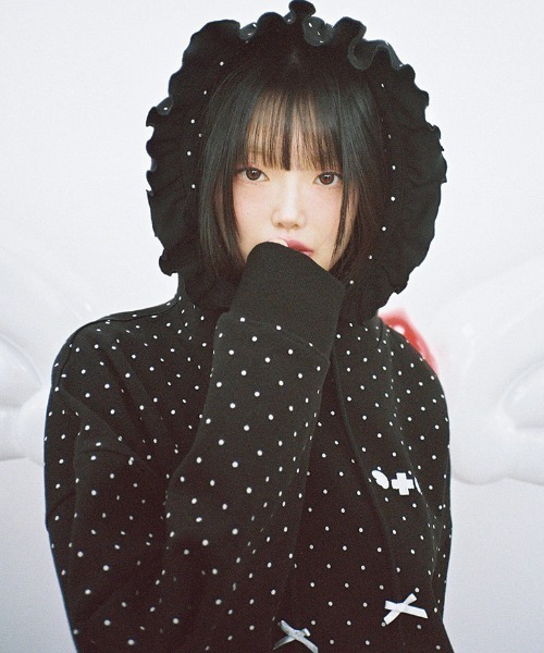 [RADINEO]★24FW★韓国人気★KAY HOODIE ENHYPENジョンウォン着用RADINEOのYoung at heart hoodie 全2色