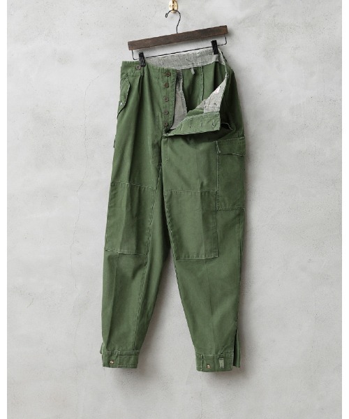 MILITARY（ミリタリー）の「《USED/古着》実物 USED スウェーデン軍 M-59 カーゴパンツ（カーゴパンツ・メンズ・グリーン・152/54/150）」の4枚目の写真