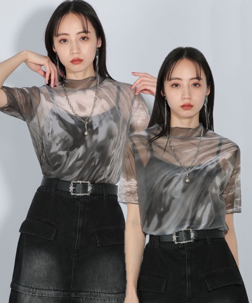 HARE（ハレ）の「2WAYアートフラワーシアーT(HARE)（Tシャツ/カットソー・レディース・ブラック/レッド/ブルー/グリーン・FREE）」の2枚目の写真