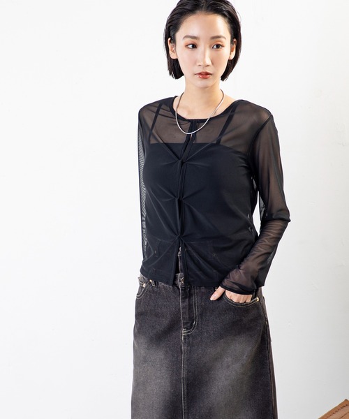 MILLION CARATS（ミリオンカラッツ）の「透け感と立体シルエットでこなれ見え叶う、大人の上品シアートップス（Tシャツ/カットソー・レディース・オフホワイト/グレー/ブラック・FREE）」の20枚目の写真