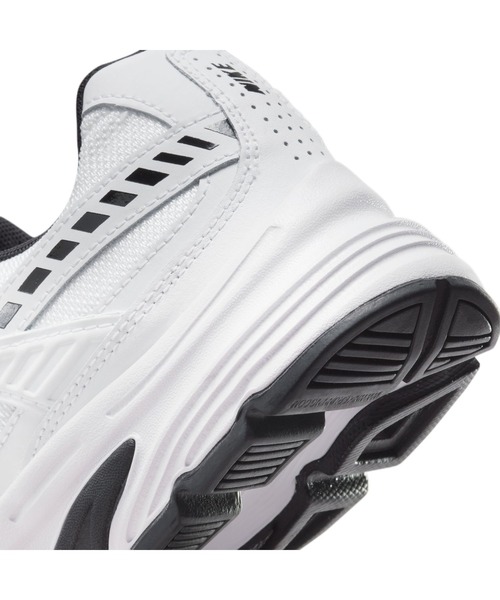NIKE（ナイキ）の「ナイキ NIKE ナイキ  イニシエーター（スニーカー・レディース・ホワイト×ブラック・23.0cm/23.5cm/24.0cm/24.5cm/25.0cm/25.5cm/26.0cm）」の8枚目の写真
