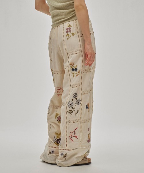 TODAYFUL（トゥデイフル）の「TODAYFUL Embroidery Patchwork Trousers