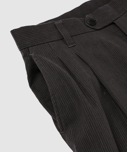 WhoWhat(フーワット)の「2 TUCK TROUSERS(スラックス・メンズ・ブラック×ピンク/ブラック×イエロー・M)」の4枚目の写真