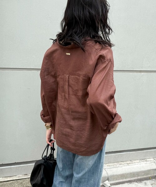 fredy emue（フレディエミュ）の「ラミークロップドシャツ（シャツ/ブラウス・レディース・サックスブルー/ベージュ/ブラウン/イエロー・38）」の9枚目の写真
