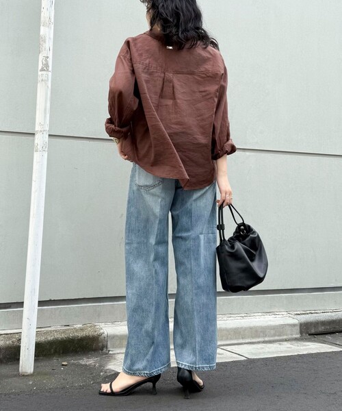 fredy emue（フレディエミュ）の「ラミークロップドシャツ（シャツ/ブラウス・レディース・サックスブルー/ベージュ/ブラウン/イエロー・38）」の13枚目の写真