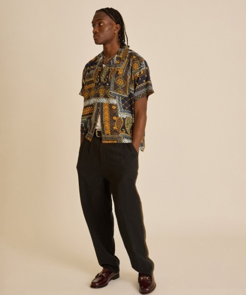 OBEY(オベイ)の「OBEY ARCHIE WOVEN SS SHIRT(オベイ アーチー ウーブン ショートスリーブ シャツ)(シャツ/ブラウス・メンズ・ベージュ系/ネイビー系・MEDIUM/LARGE/X-LARGE)」の1枚目の写真