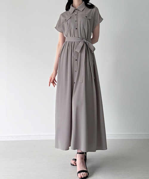 JUNOAH（ジュノア）の「ウエストリボンフレアシャツワンピース(薄手、裏地なし、ぺチスカートset)（シャツワンピース・レディース・ブルー/グレー/ブラック・SMALL/MEDIUM/LARGE）」の2枚目の写真