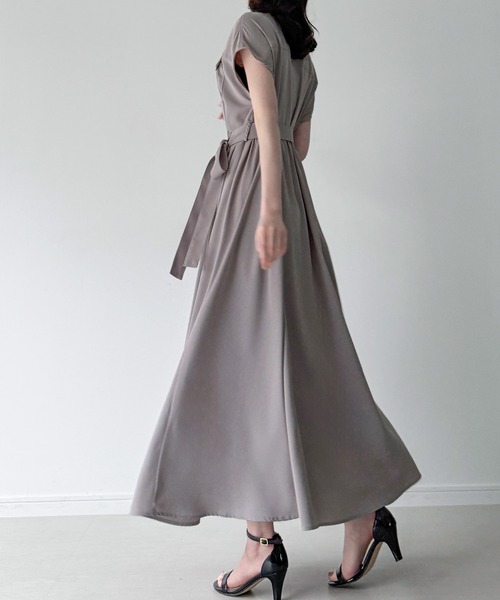 JUNOAH（ジュノア）の「ウエストリボンフレアシャツワンピース(薄手、裏地なし、ぺチスカートset)（シャツワンピース・レディース・ブルー/グレー/ブラック・SMALL/MEDIUM/LARGE）」の11枚目の写真