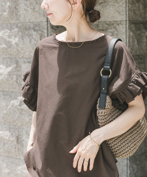 ITEMS URBANRESEARCH(アイテムズ アーバンリサーチ)の「ダブルフリルブラウス(シャツ/ブラウス・レディース・ストライプ/ホワイト/ブラウン・FREE)」の2枚目の写真