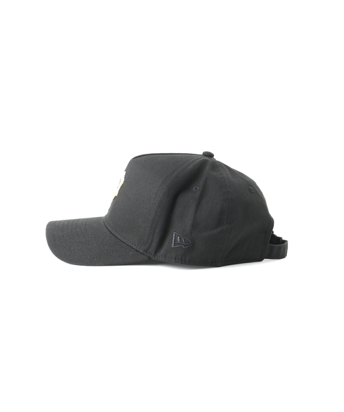 NEW ERA(ニューエラ)の「NEW ERA / ニューエラ 別注 9FORTY A-Frame APPLIQUE Pittsburgh Pirates(キャップ・メンズ・ブラック・FREE)」の4枚目の写真
