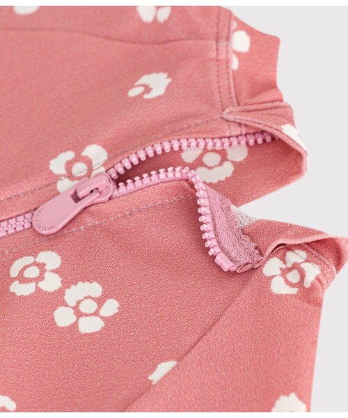 PETIT BATEAU（プチバトー）の「ラッシュガード（水着・キッズ・ホワイト×ピンク・12MONTH/18MONTH/24MONTH）」の6枚目の写真