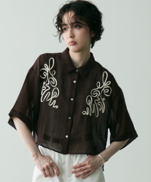 MaxMara 花柄シャツ ブラウス 刺繍 メッシュ 楊柳 シルク100% MaxMara 花柄シャツ ブラウス 刺繍 メッシュ 楊柳 シルク100