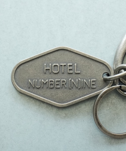 セール】Number⑨ LOGO PLATE KEY HOLDER / ナンバーナイン ロゴ