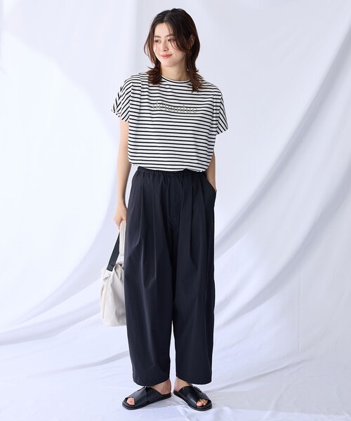 ANY(エニィ)の「【ウエストゴム】撥水バレルパンツ(その他パンツ・レディース・ブラック系/ベージュ系・1/2/3)」の3枚目の写真
